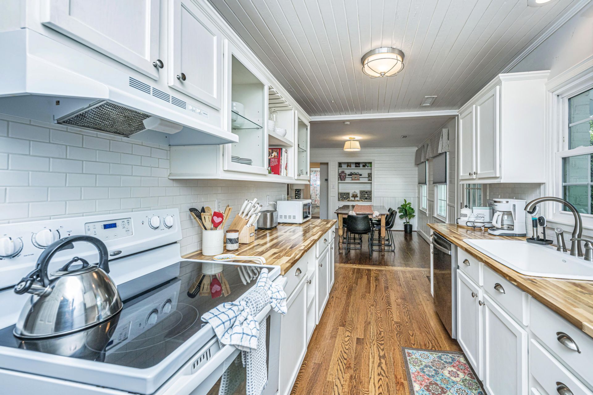 1128 Carter Avenue Photo 11