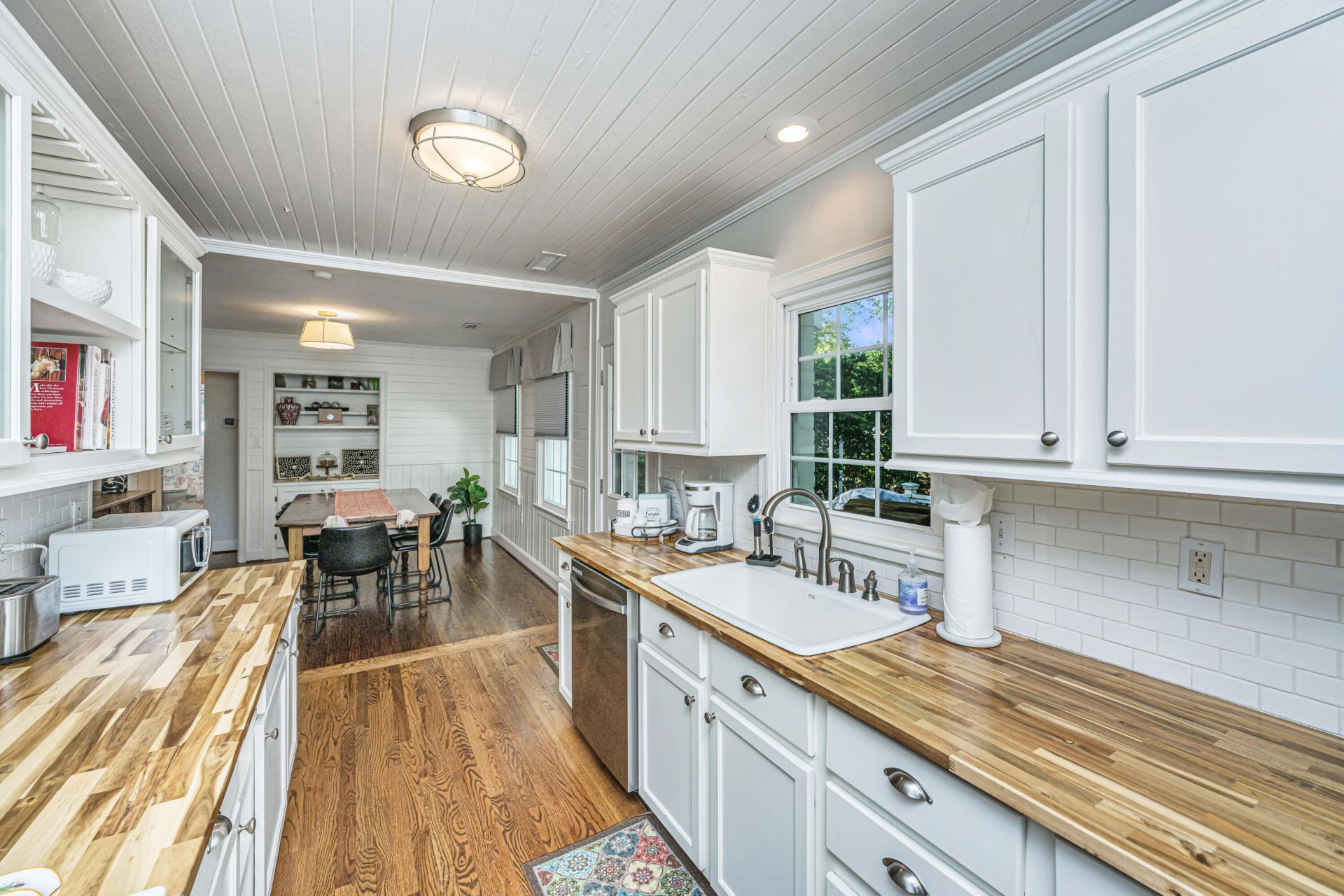 1128 Carter Avenue Photo 12