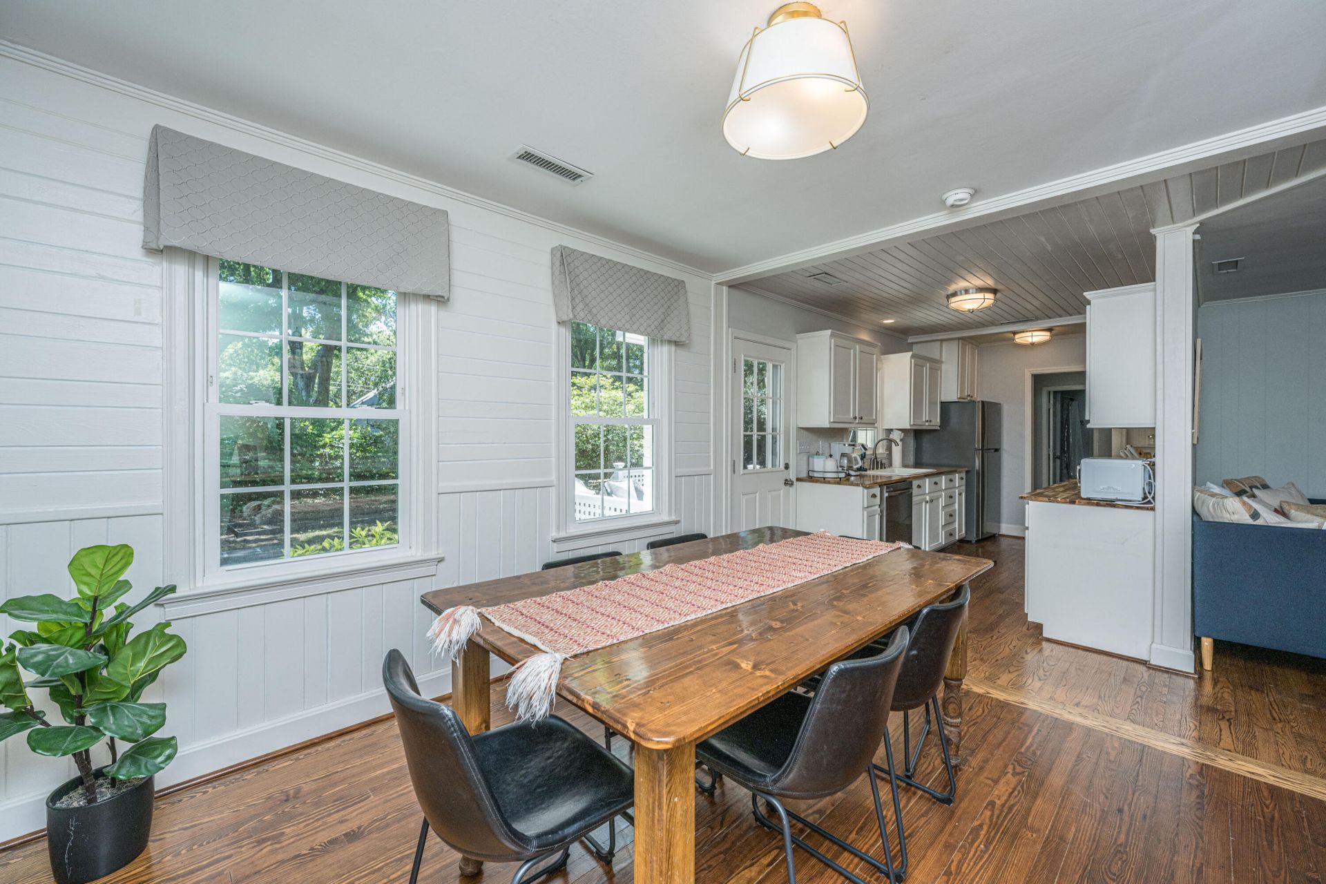 1128 Carter Avenue Photo 13