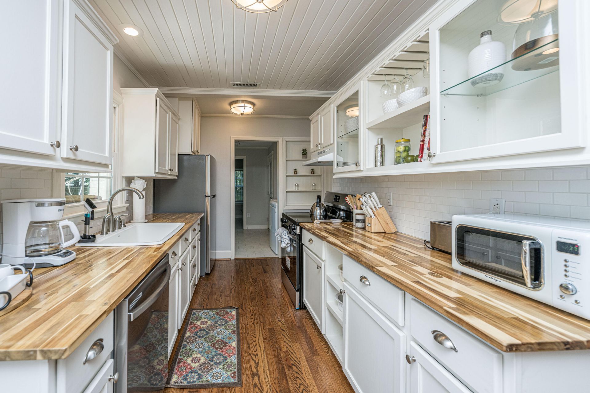 1128 Carter Avenue Photo 15
