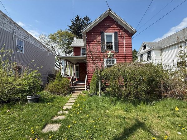 438 Broadway , Elmira, NY 14904