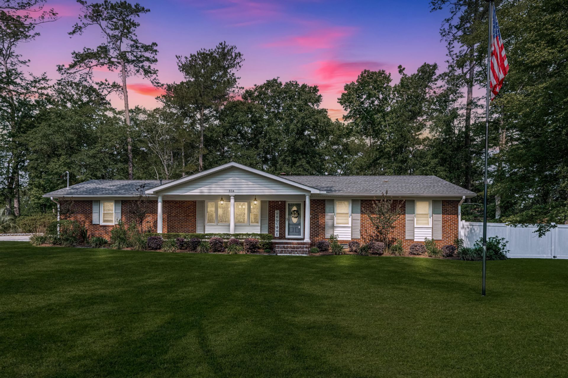 504 Dogwood Circle Photo 1