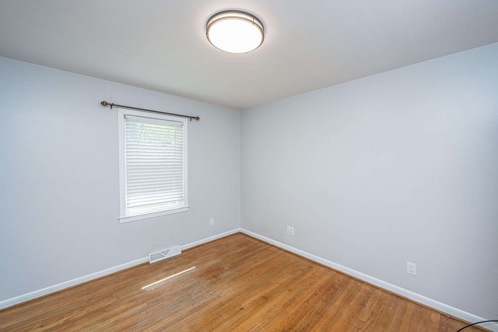 504 Dogwood Circle Photo 28
