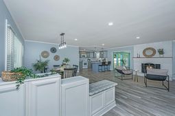504 Dogwood Circle photo 4