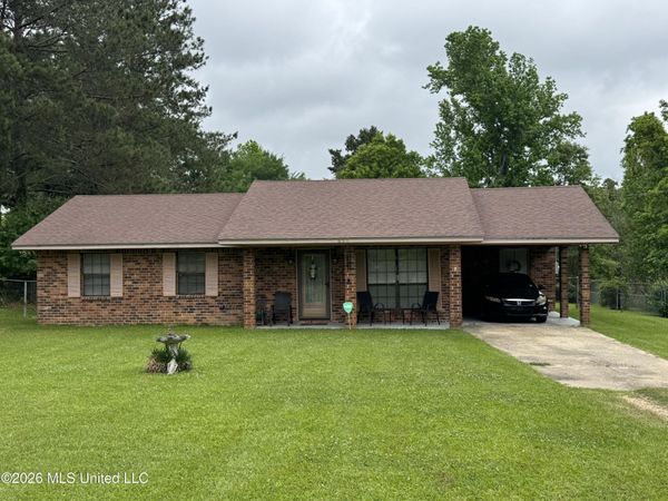 656 Old Mississippi 33 , Centreville, MS 39631
