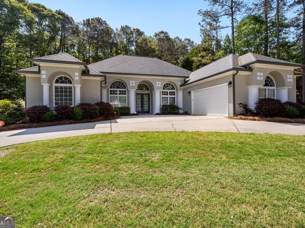 212 Arbor Springs North Drive, Newnan, GA 30265