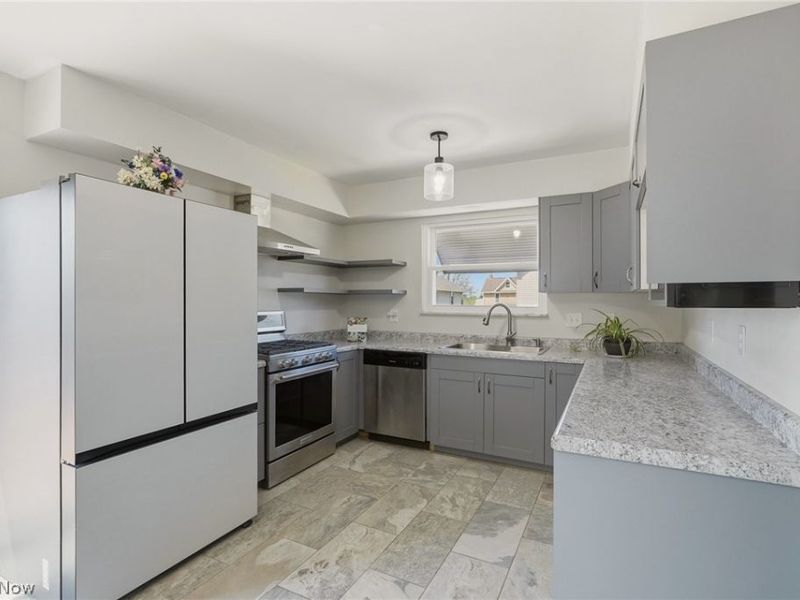 1762 Underwood Street, Cuyahoga Falls, OH 44221 Photo 4