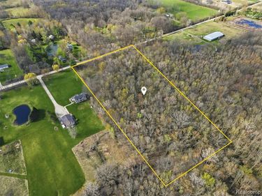 27493 Irwin Road, Richmond Twp, MI 48062