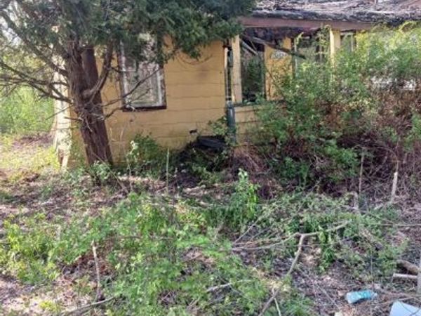 15485 Grayfield Street, Detroit, MI 48223