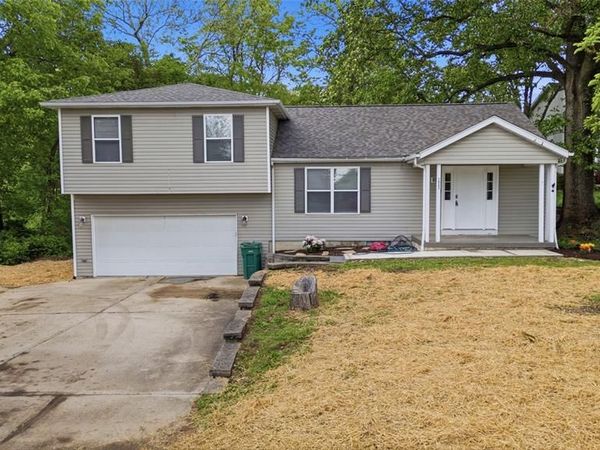 2005 Lebanon Avenue, Belleville, IL 62221