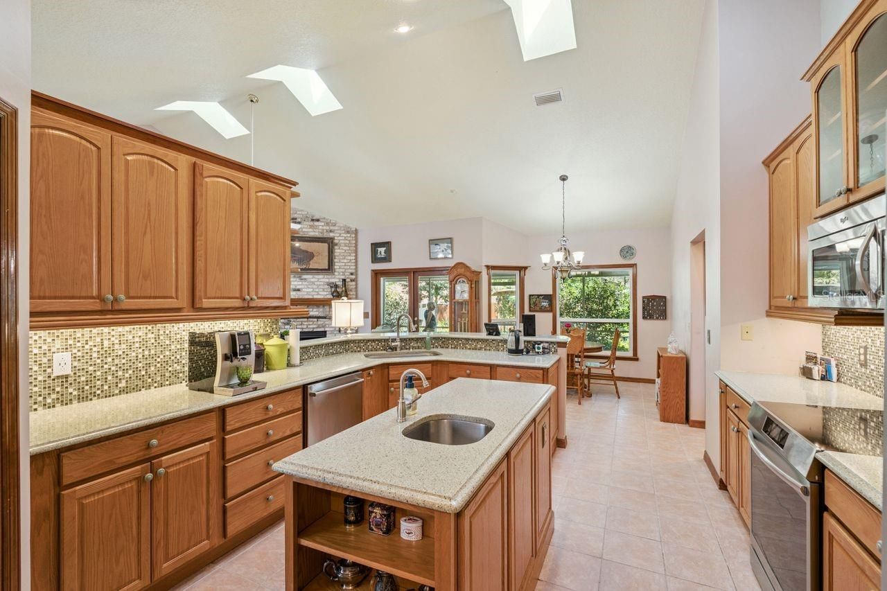 908 Almond Tree Circle, Orlando, FL 32835 Photo