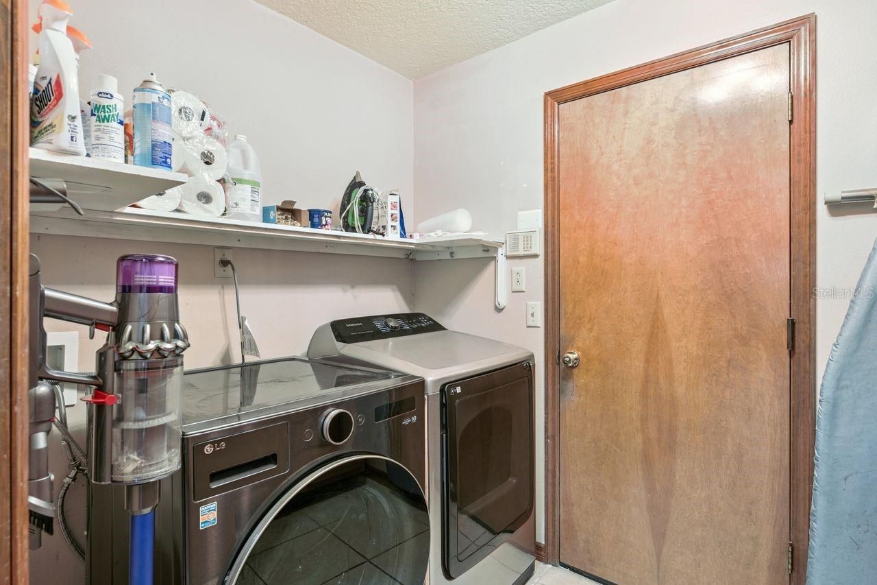 908 Almond Tree Circle, Orlando, FL 32835 Photo