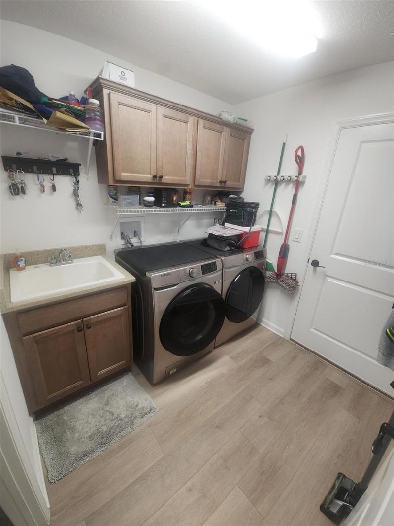 7591 Mergaert Lane, Middleton, FL 34762 Photo