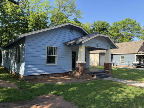 1828 Johnston Avenue , Conway, AR 72034