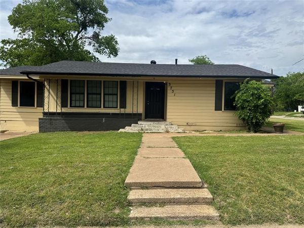 3731 Avenue M, Fort Worth, TX 76105