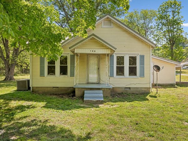 109 Ostella Rd , Cornersville, TN 37047