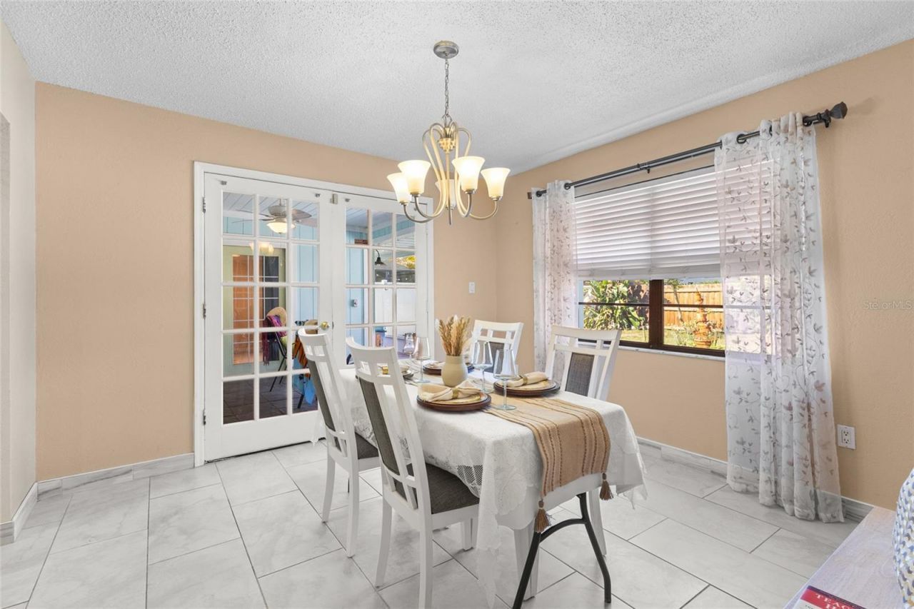 6609 Mauna Loa Boulevard, Sarasota, FL 34241 Photo