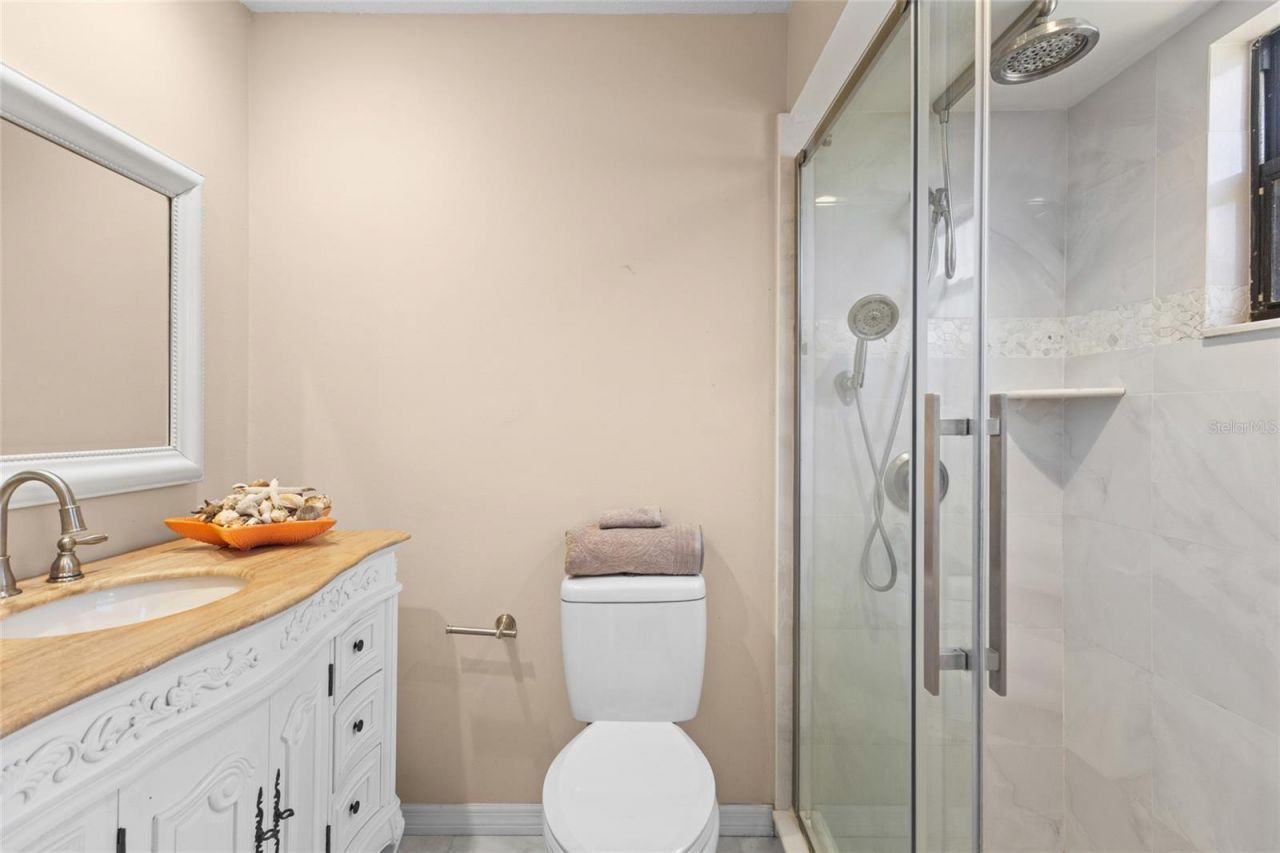 6609 Mauna Loa Boulevard, Sarasota, FL 34241 Photo