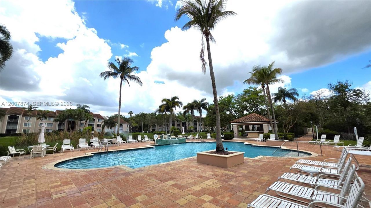 12136 Saint Andrews Pl , Unit 108, Miramar, FL 33025 Photo