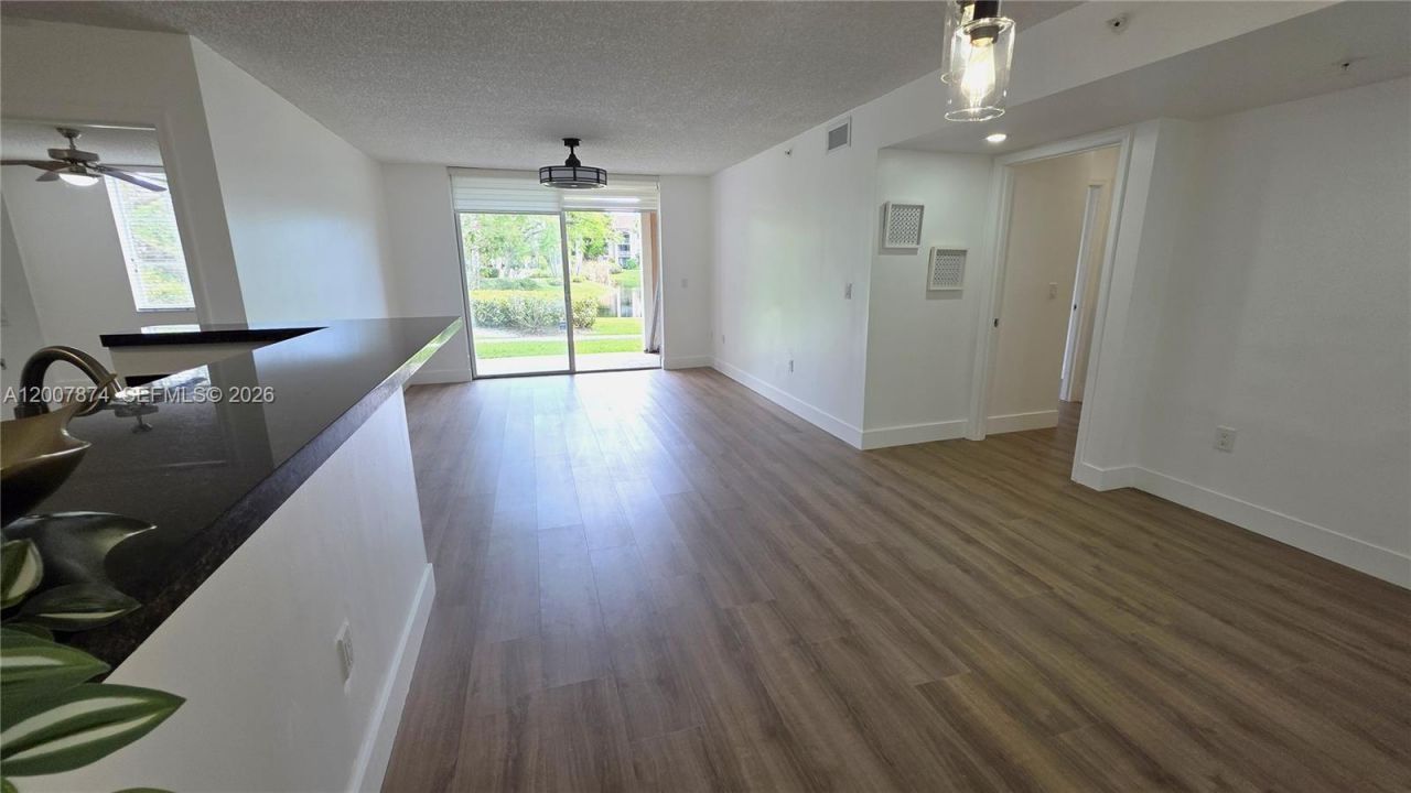 12136 Saint Andrews Pl , Unit 108, Miramar, FL 33025 Photo