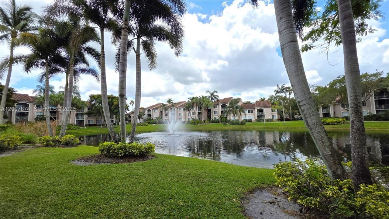 12136 Saint Andrews Pl , Unit 108, Miramar, FL 33025 Photo