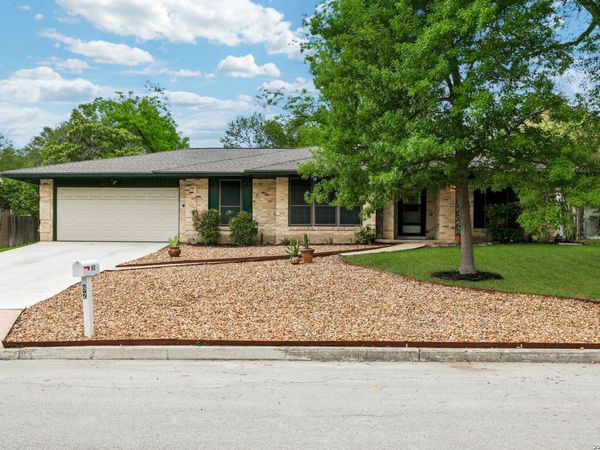 92 BLUET LN, Castle Hills, TX 78213