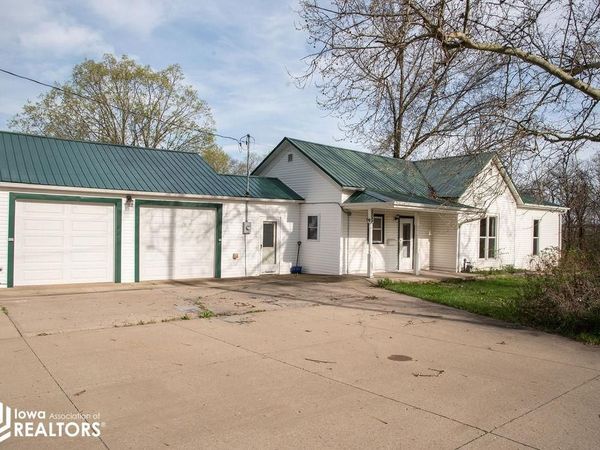 505 S Pine Street, Bloomfield, IA 52537