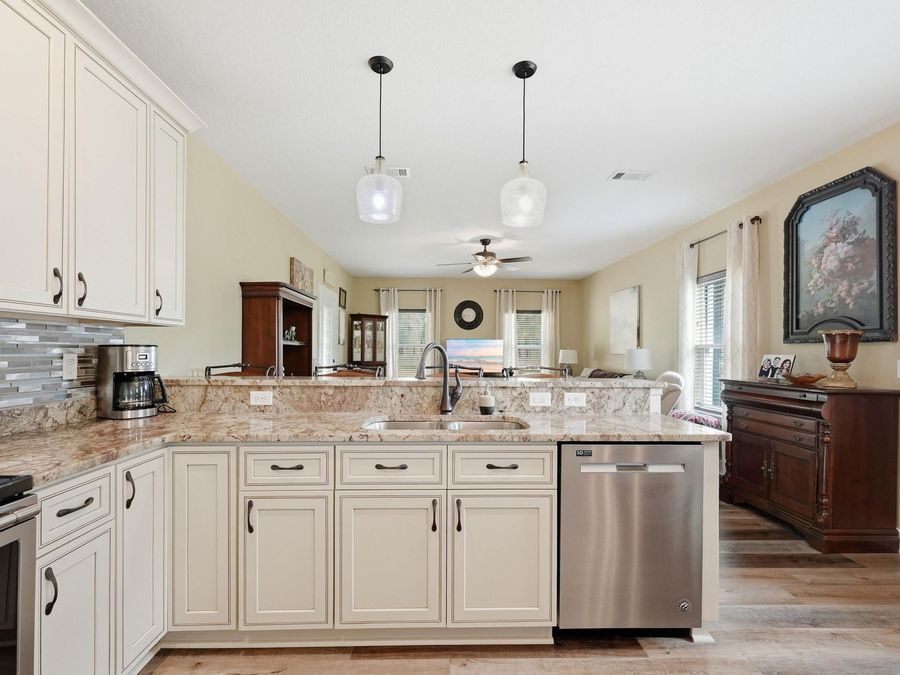 Property Image 64