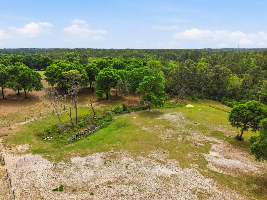 Property Image 100