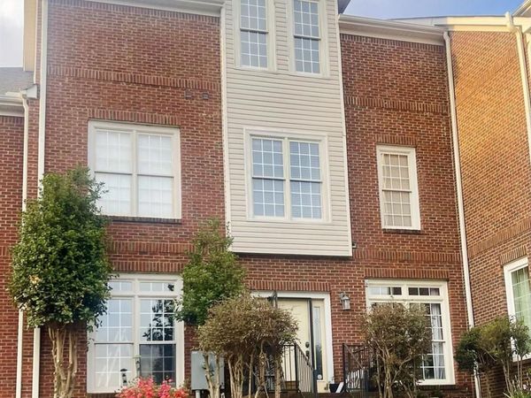 214 W Lake Circle, Madison, AL 35758