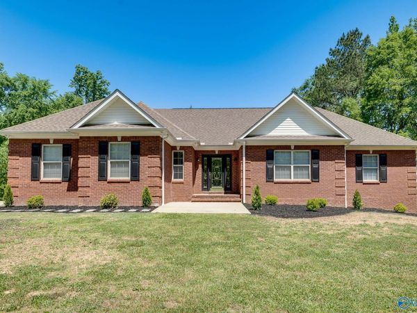 22777 Compton Road, Athens, AL 35613