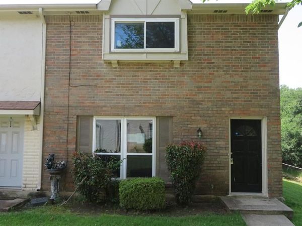 109 W Mountain Creek Drive, Unit 13, Grand Prairie, TX 75052