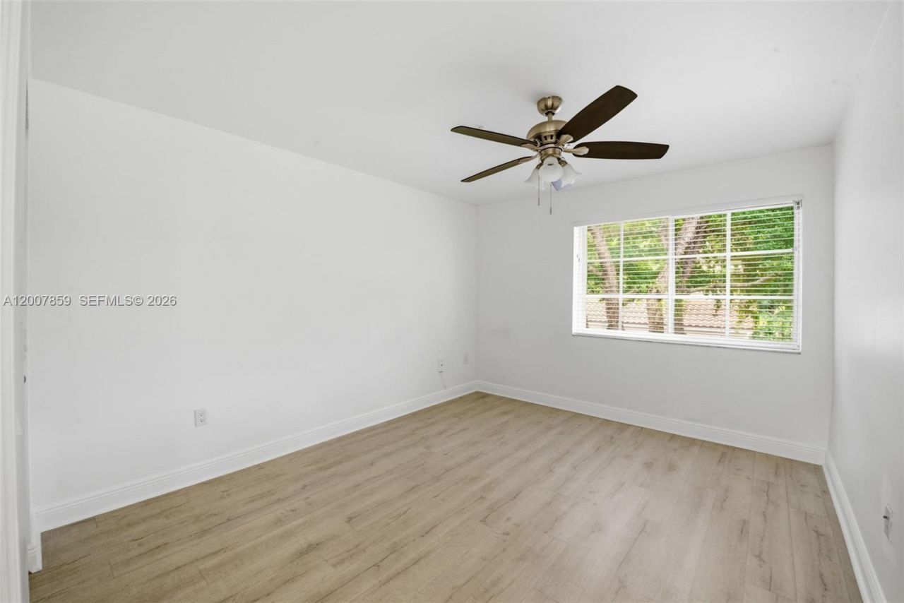 12124 Saint Andrews Pl , Unit 201, Miramar, FL 33025 Photo