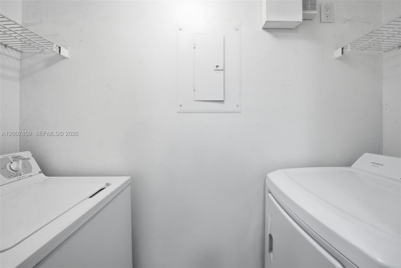 12124 Saint Andrews Pl , Unit 201, Miramar, FL 33025 Photo