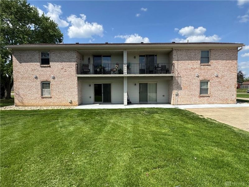 1250 Robbins Run Court, Centerville, OH 45458 Photo 3