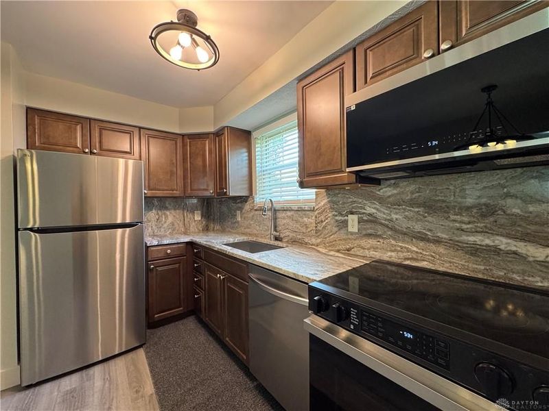 1250 Robbins Run Court, Centerville, OH 45458 Photo 6