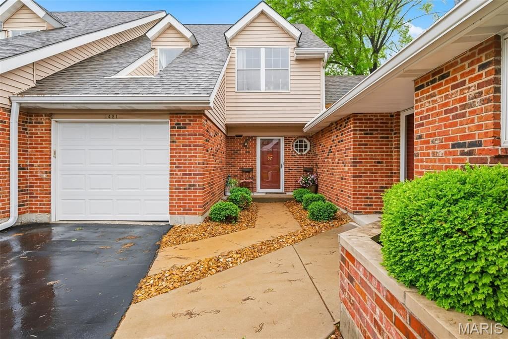 1421 Tahoe Valley Court, Ballwin, MO 63021 Main Photo