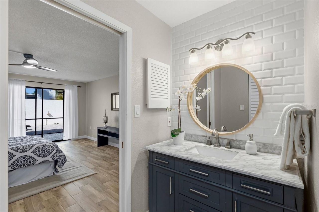 226 Sherwood Drive , Unit 226, Bradenton, FL 34210 Photo