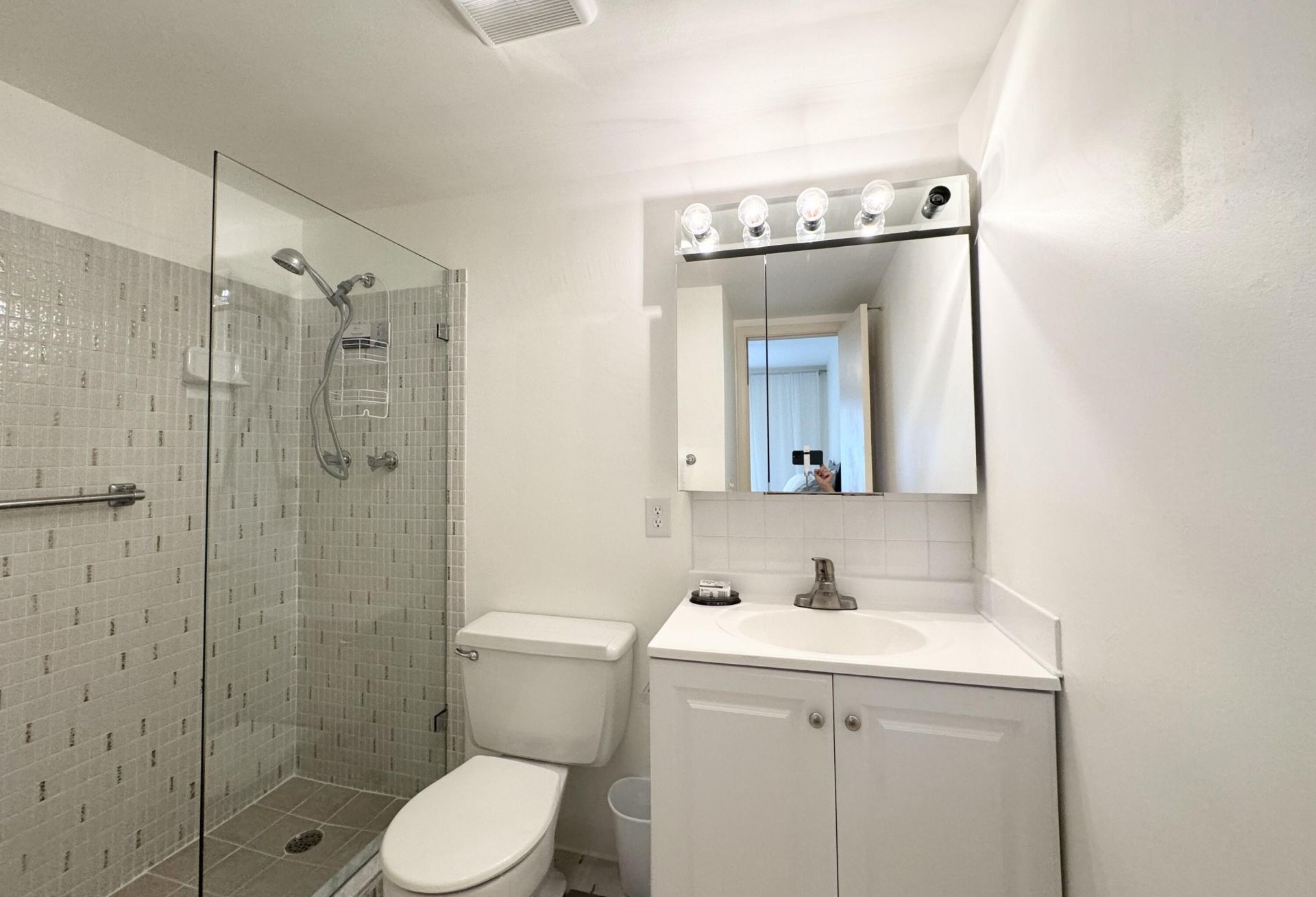 2880 Lake Osborne Drive, Unit 205, Lake Worth Beach, FL 33461 Photo