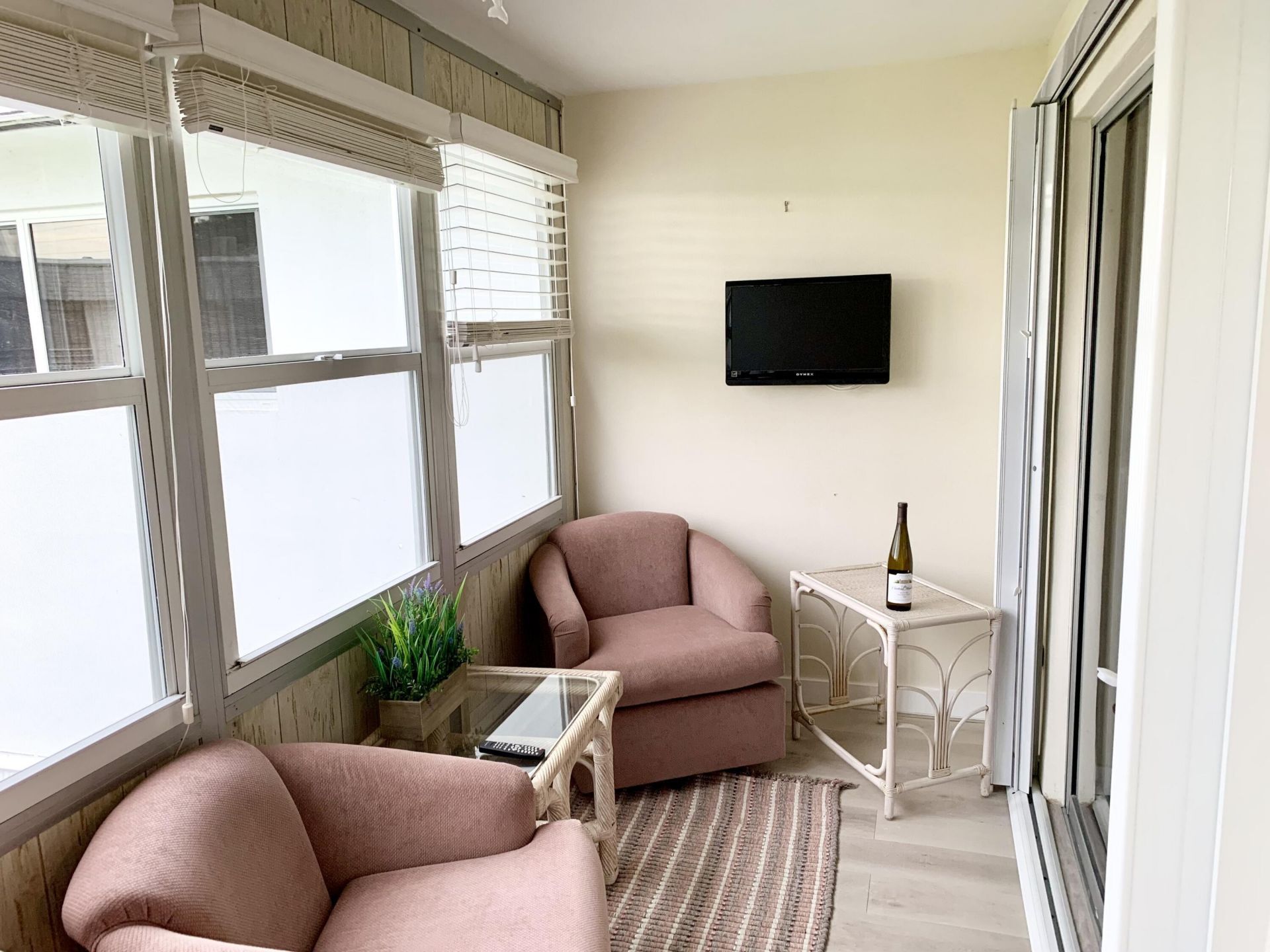 2880 Lake Osborne Drive, Unit 205, Lake Worth Beach, FL 33461 Photo