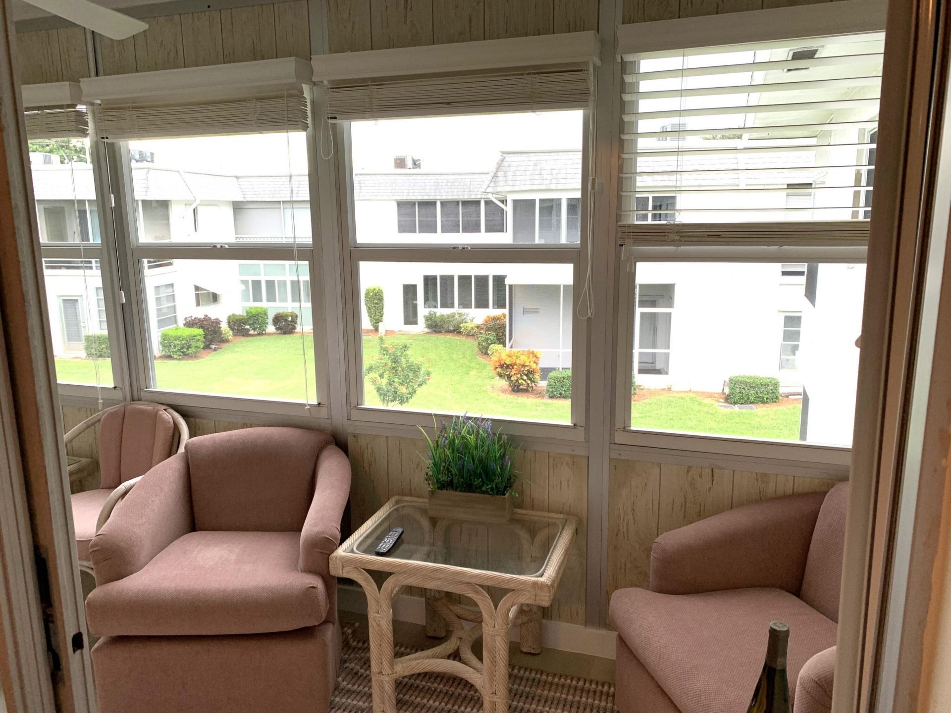 2880 Lake Osborne Drive, Unit 205, Lake Worth Beach, FL 33461 Photo