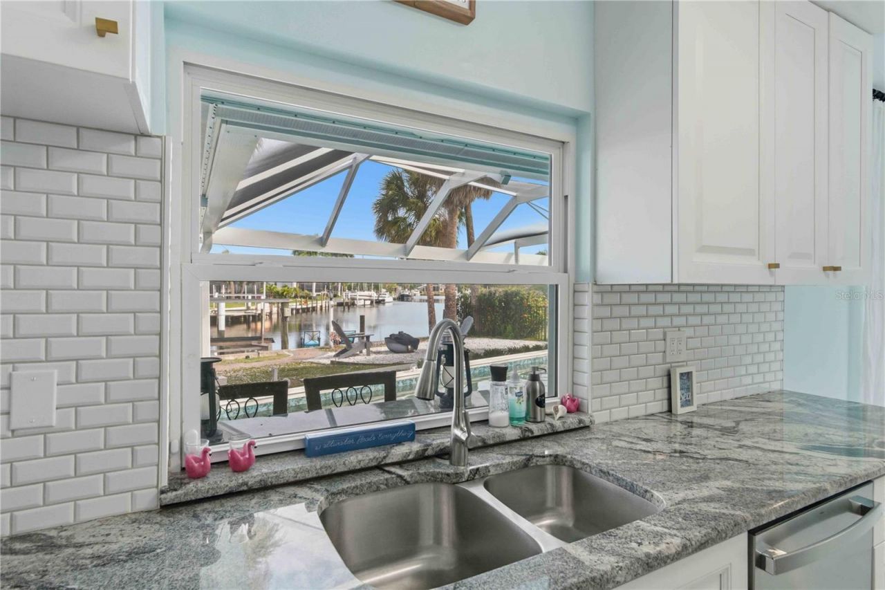 1960 W Marion Avenue , Punta Gorda, FL 33950 Photo