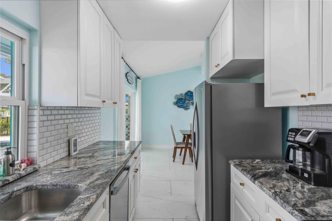 1960 W Marion Avenue , Punta Gorda, FL 33950 Photo