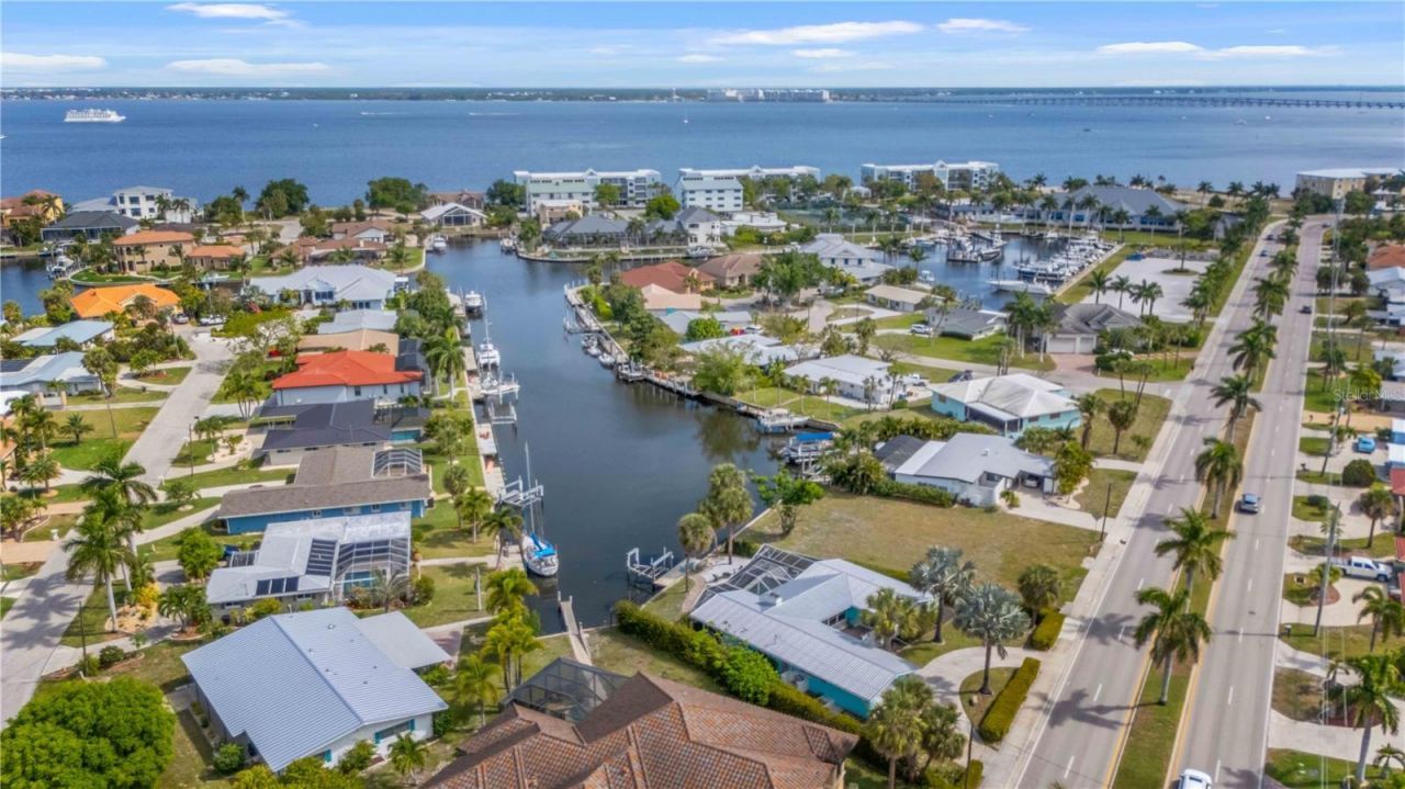 1960 W Marion Avenue , Punta Gorda, FL 33950 Photo