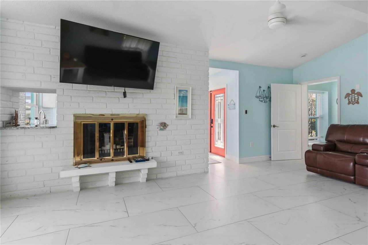 1960 W Marion Avenue , Punta Gorda, FL 33950 Photo