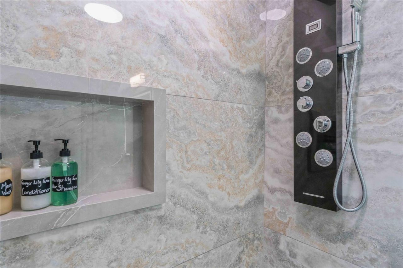 1960 W Marion Avenue , Punta Gorda, FL 33950 Photo