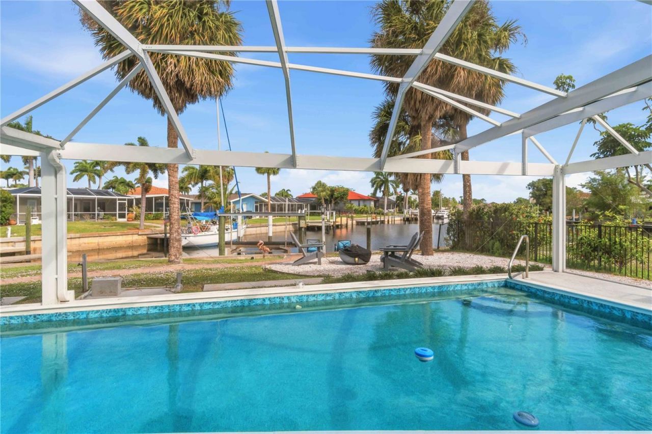 1960 W Marion Avenue , Punta Gorda, FL 33950 Photo