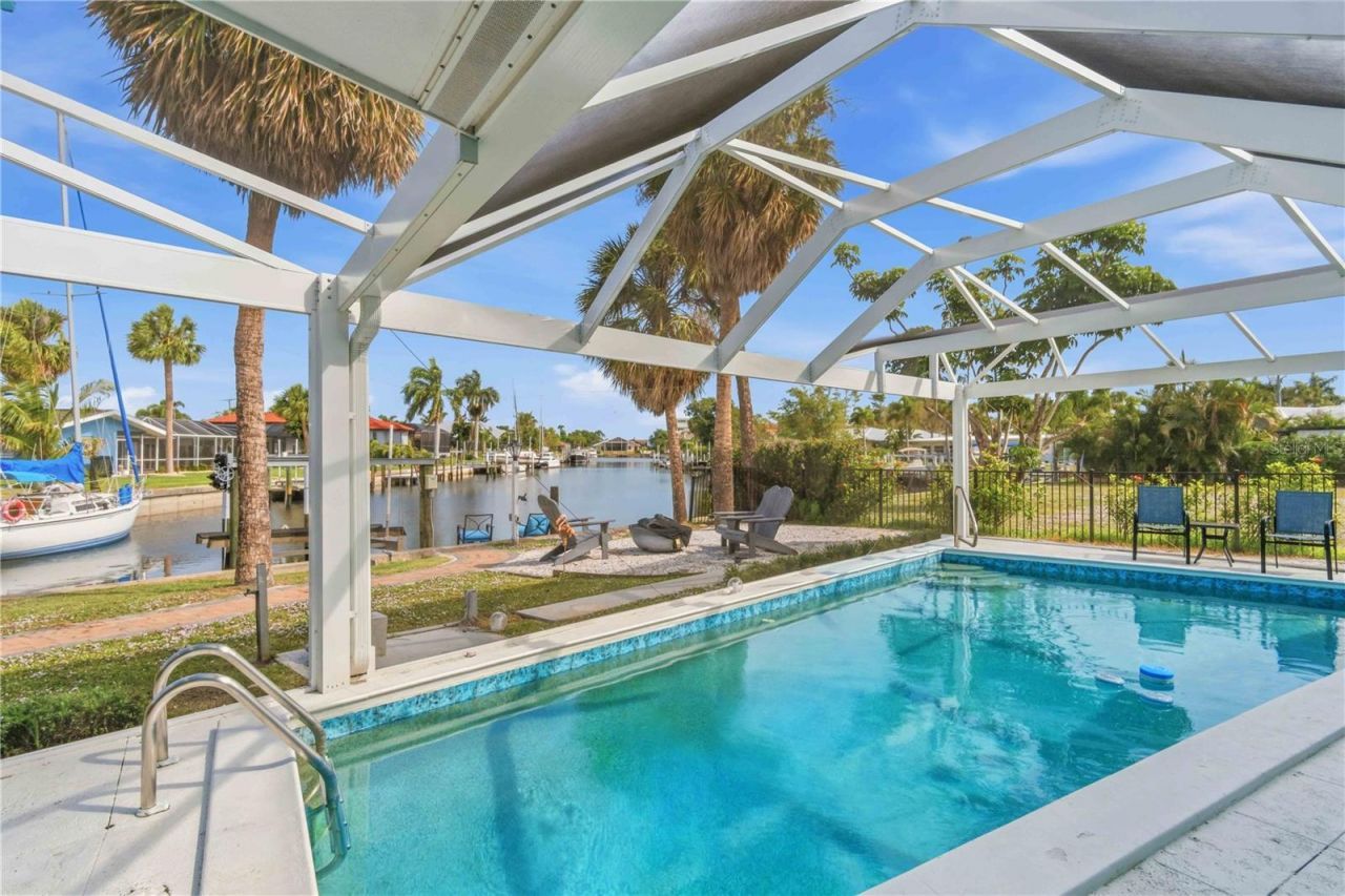 1960 W Marion Avenue , Punta Gorda, FL 33950 Photo