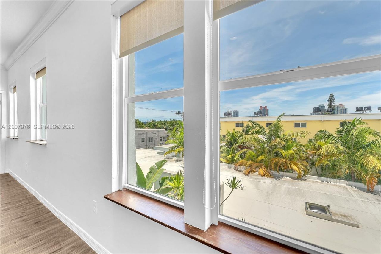 737 Jefferson Ave , Unit 305, Miami Beach, FL 33139 Photo