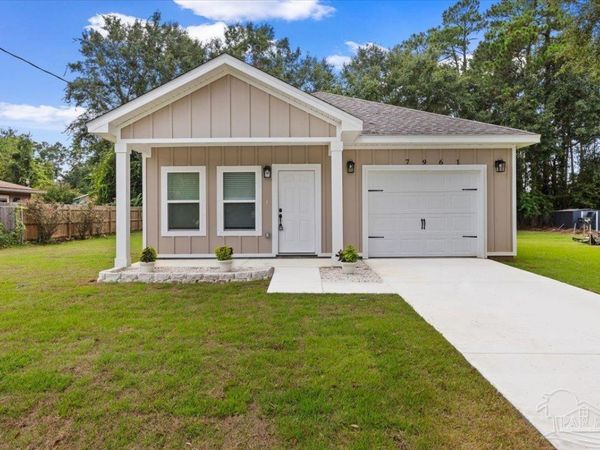 7961 Perth Ave, Pensacola, FL 32534